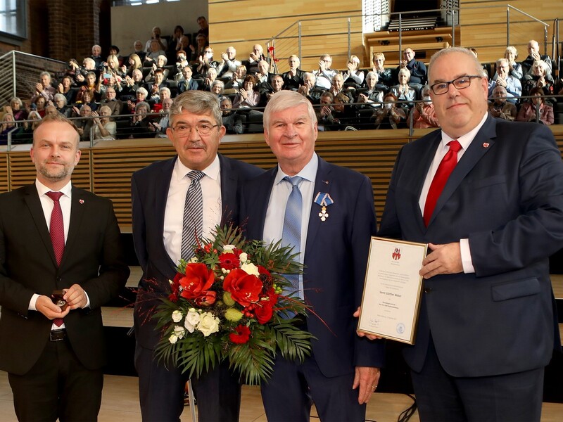 Günther Weber benoemd tot ereburger Neubrandenburg