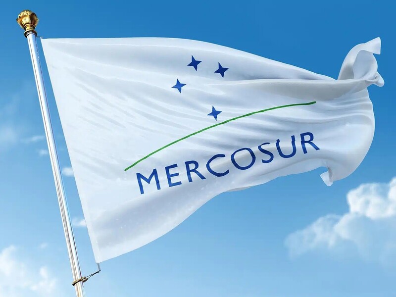 Oplaat (Nepluvi) roept op: 'Wijs Mercosur-verdrag af'